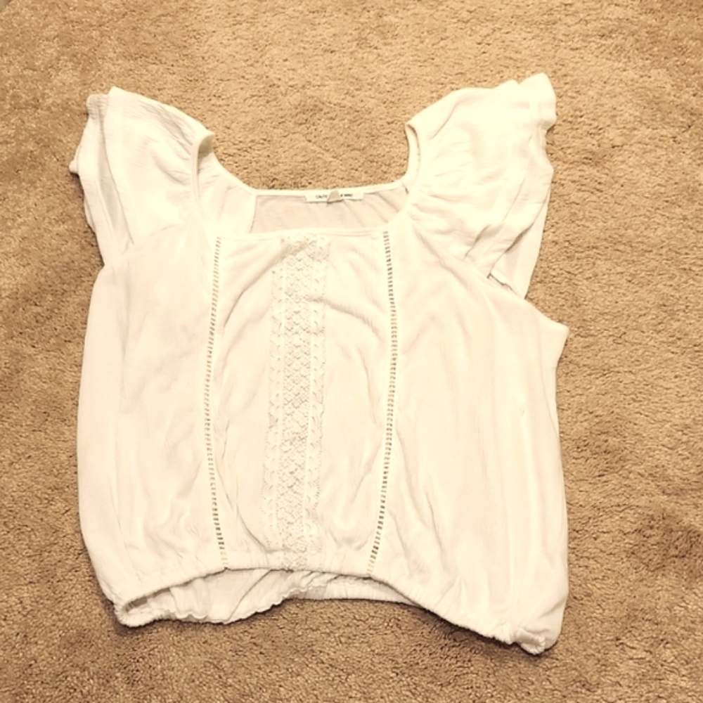 Lace Flutter Sleeve Blouse